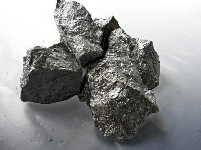 Tillämpningen av CaAl Alloy inbattery galler